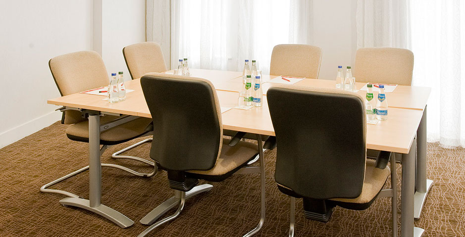 Boardroom 3