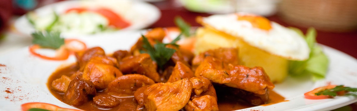 dining3.jpg (Dining at Ramada Woo)